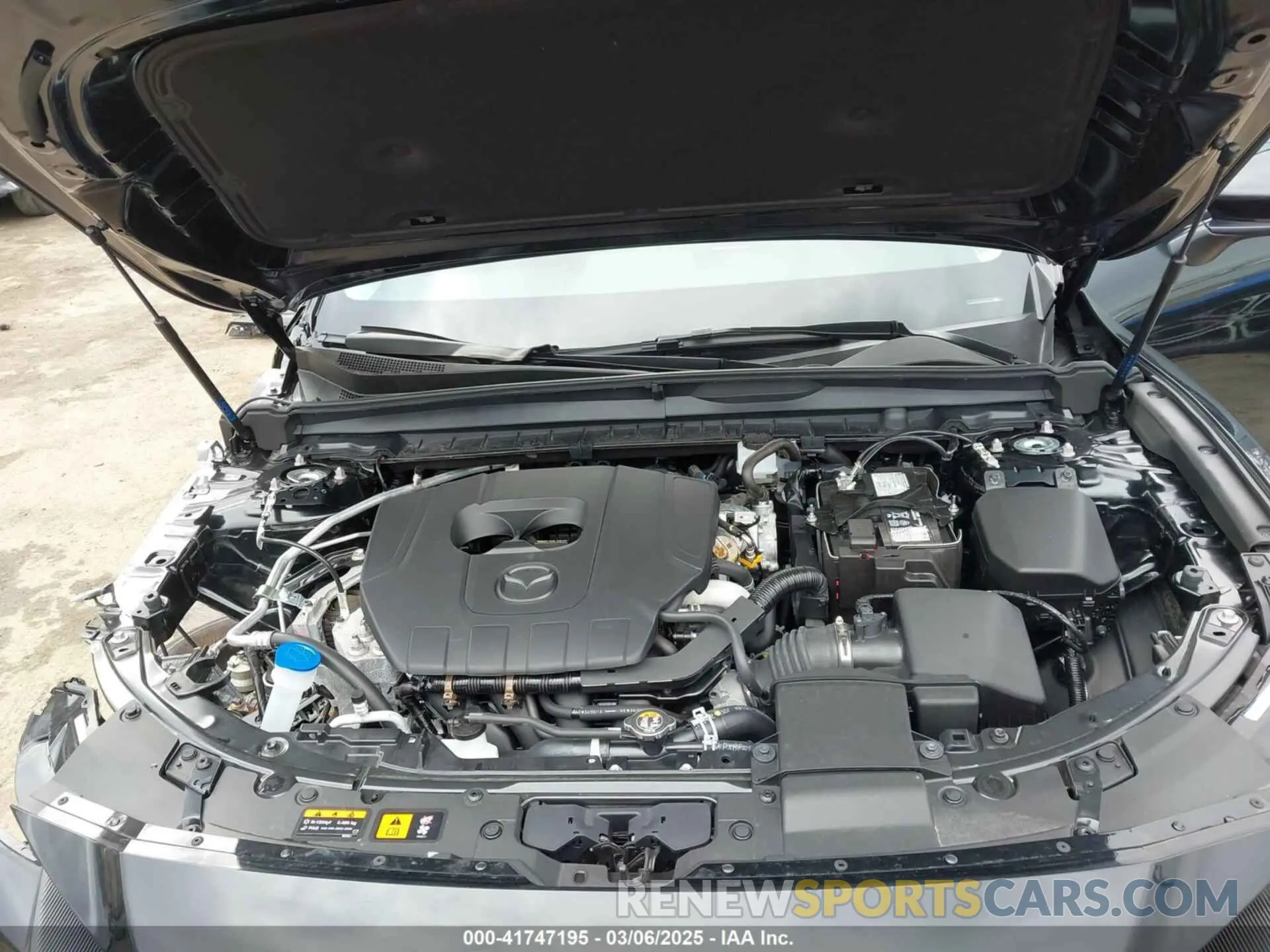 10 Photograph of a damaged car 7MMVABBMXSN312752 MAZDA CX-50 2025