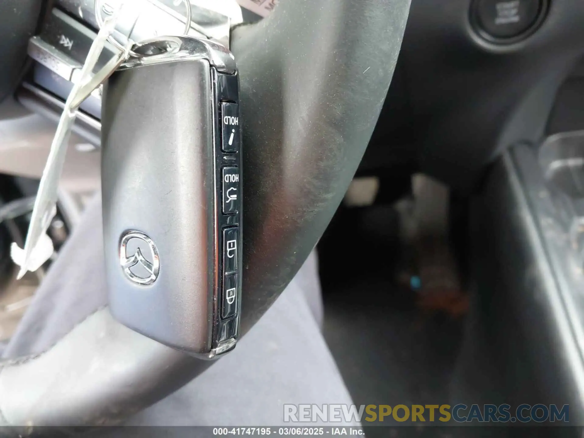 11 Photograph of a damaged car 7MMVABBMXSN312752 MAZDA CX-50 2025