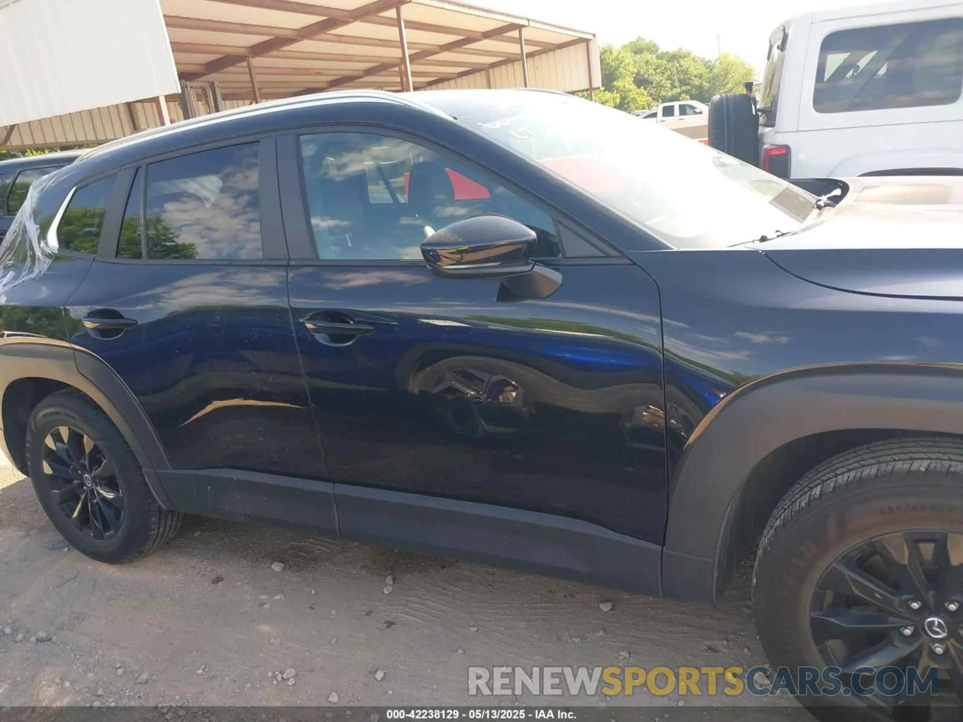 13 Photograph of a damaged car 7MMVABBMXSN337974 MAZDA CX-50 2025