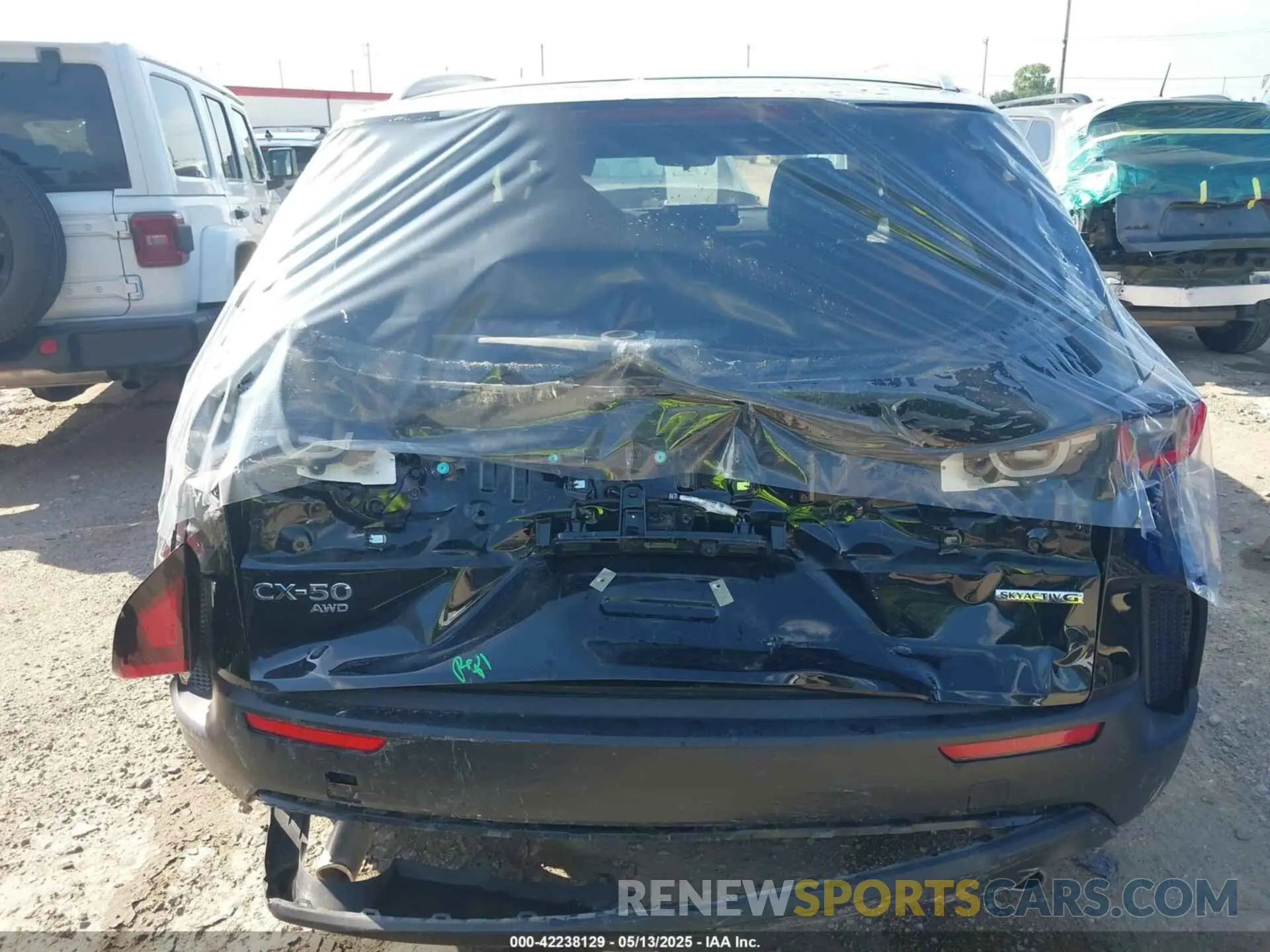 6 Photograph of a damaged car 7MMVABBMXSN337974 MAZDA CX-50 2025