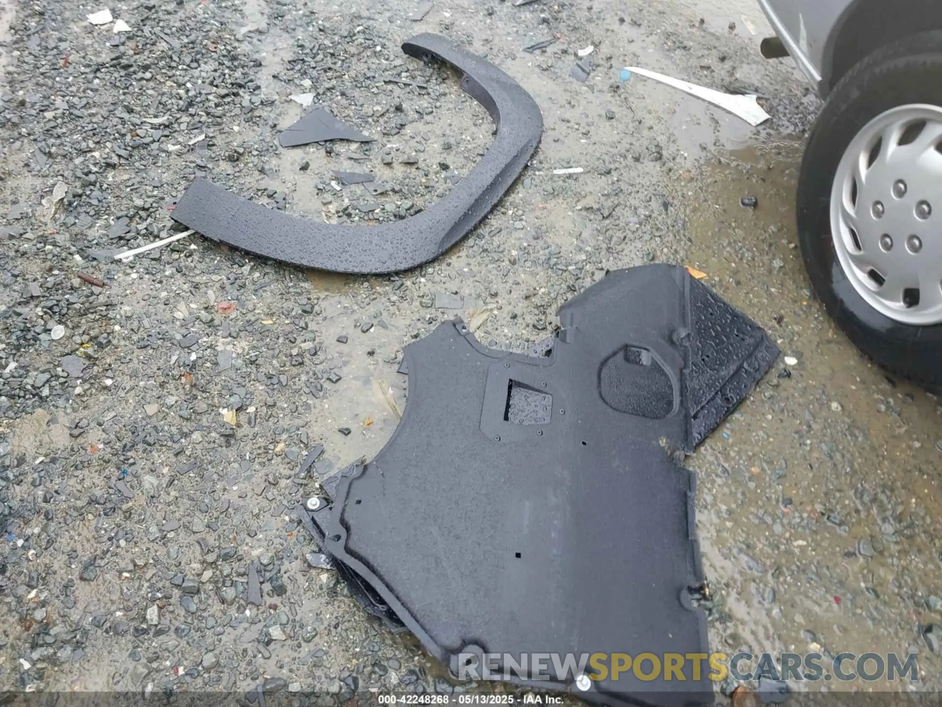 12 Photograph of a damaged car 7MMVABDM0SN316774 MAZDA CX-50 2025