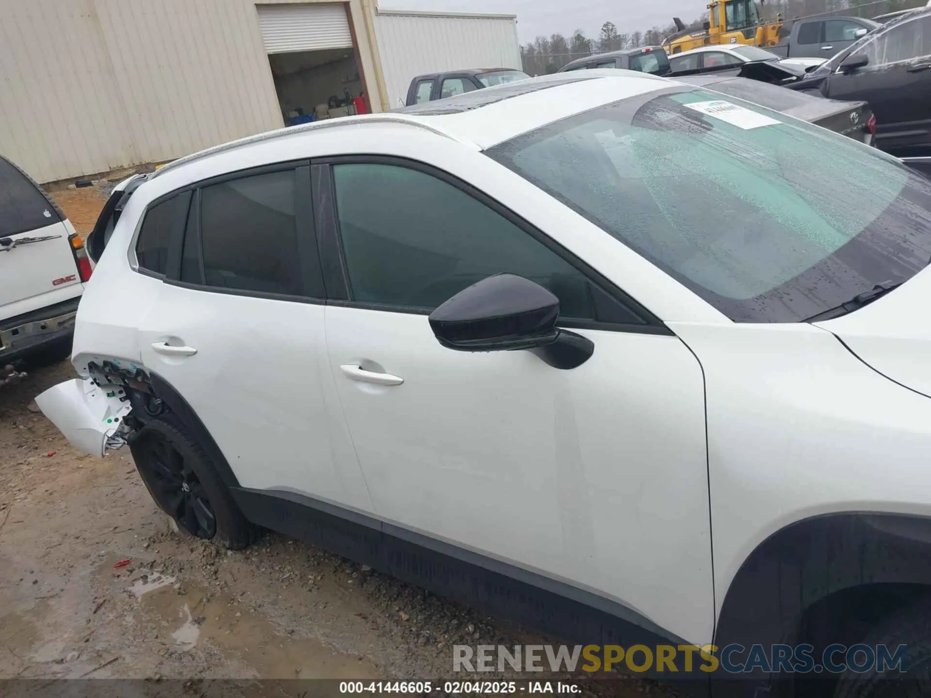 14 Photograph of a damaged car 7MMVABDM1SN308912 MAZDA CX-50 2025