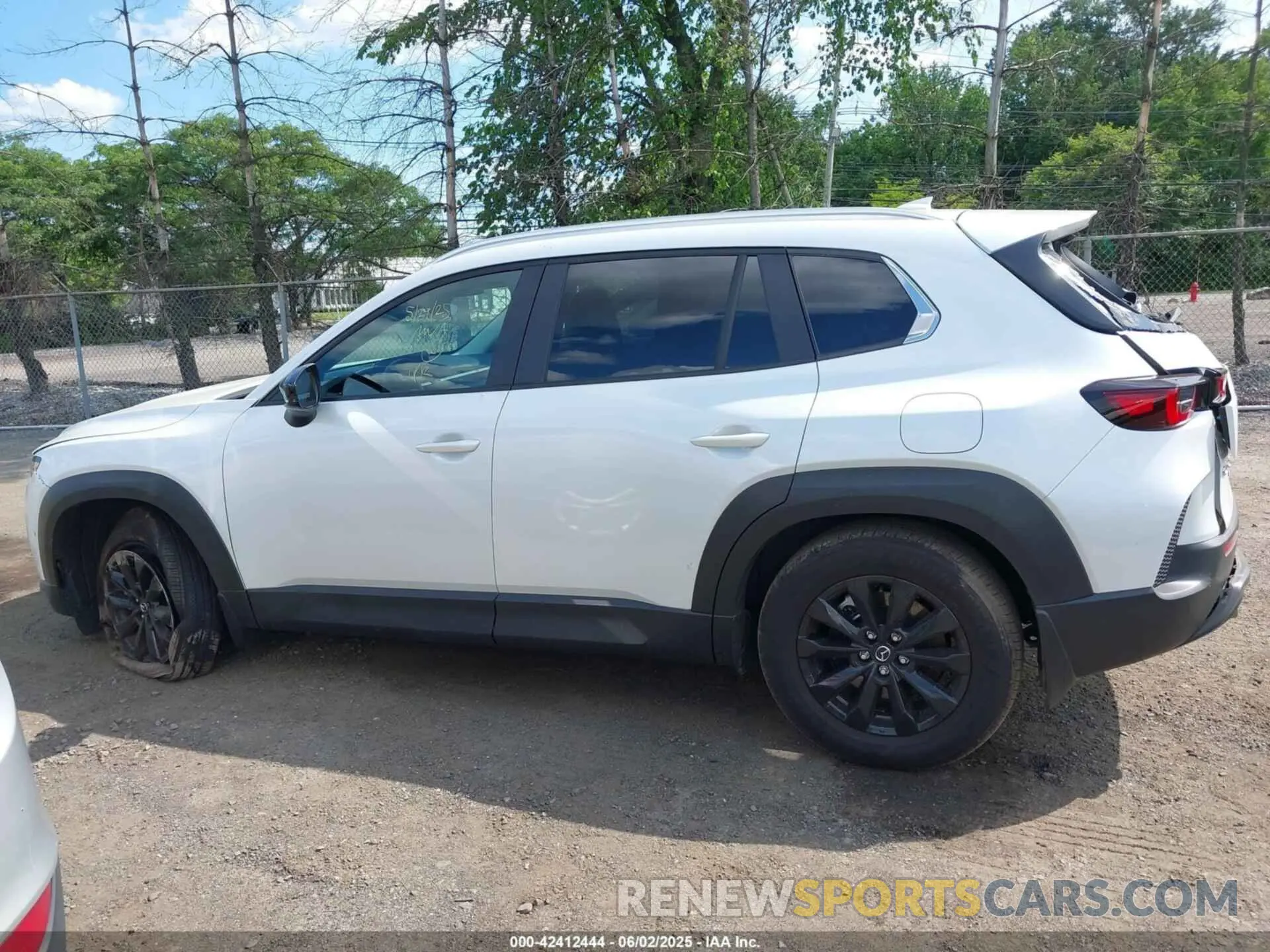 14 Photograph of a damaged car 7MMVABDM1SN331834 MAZDA CX-50 2025