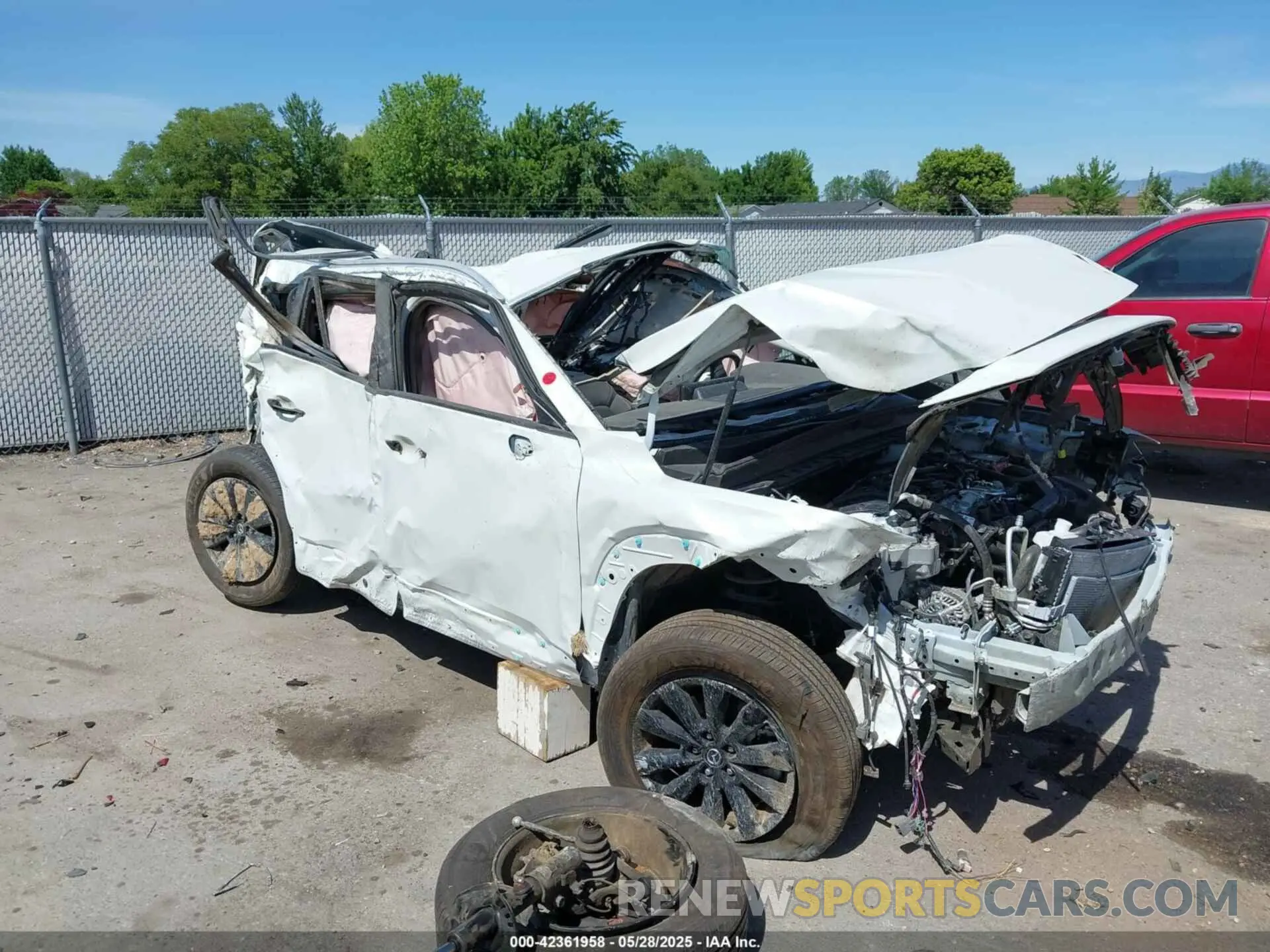 1 Photograph of a damaged car 7MMVABDM3SN310547 MAZDA CX-50 2025