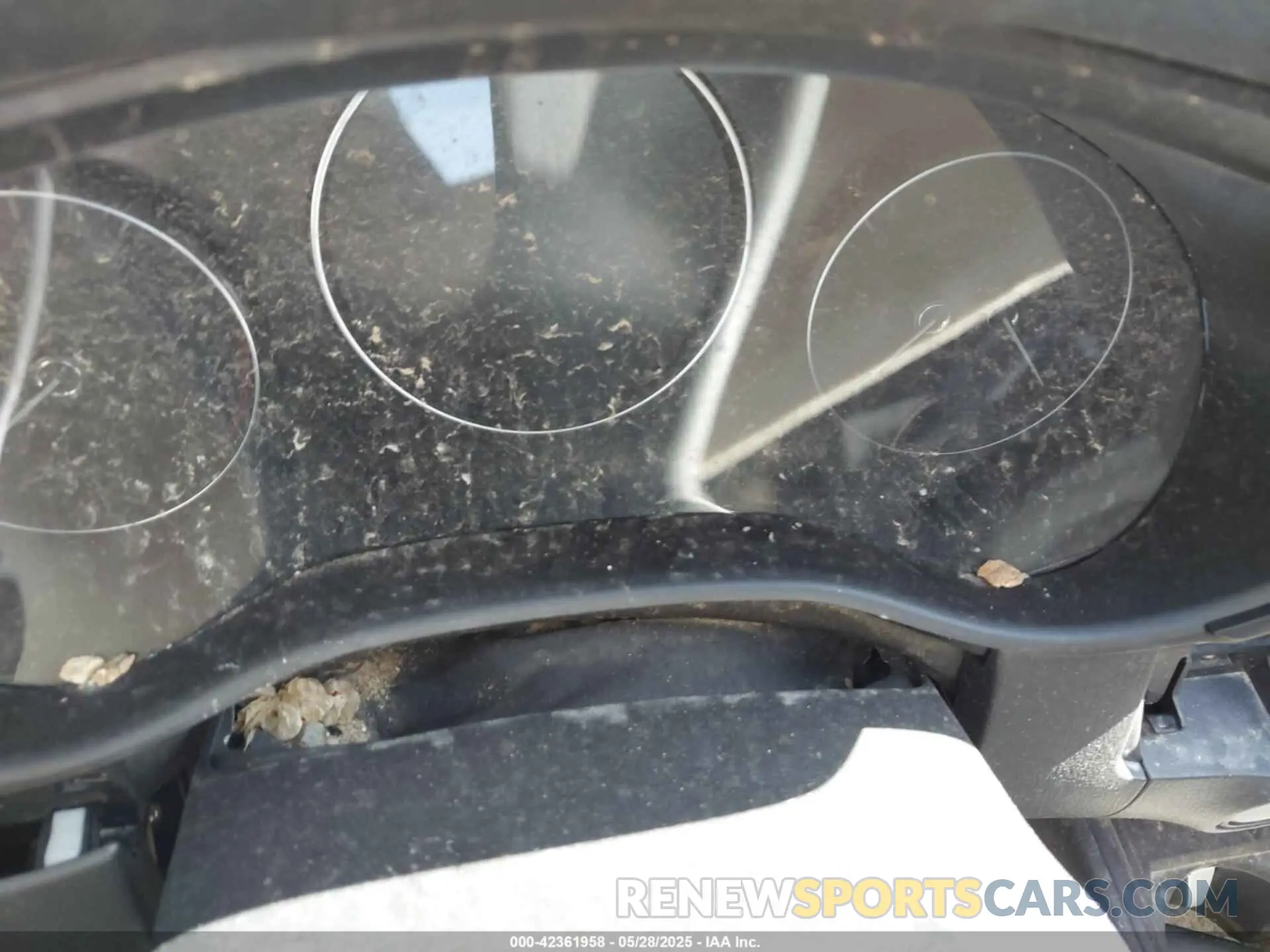 7 Photograph of a damaged car 7MMVABDM3SN310547 MAZDA CX-50 2025