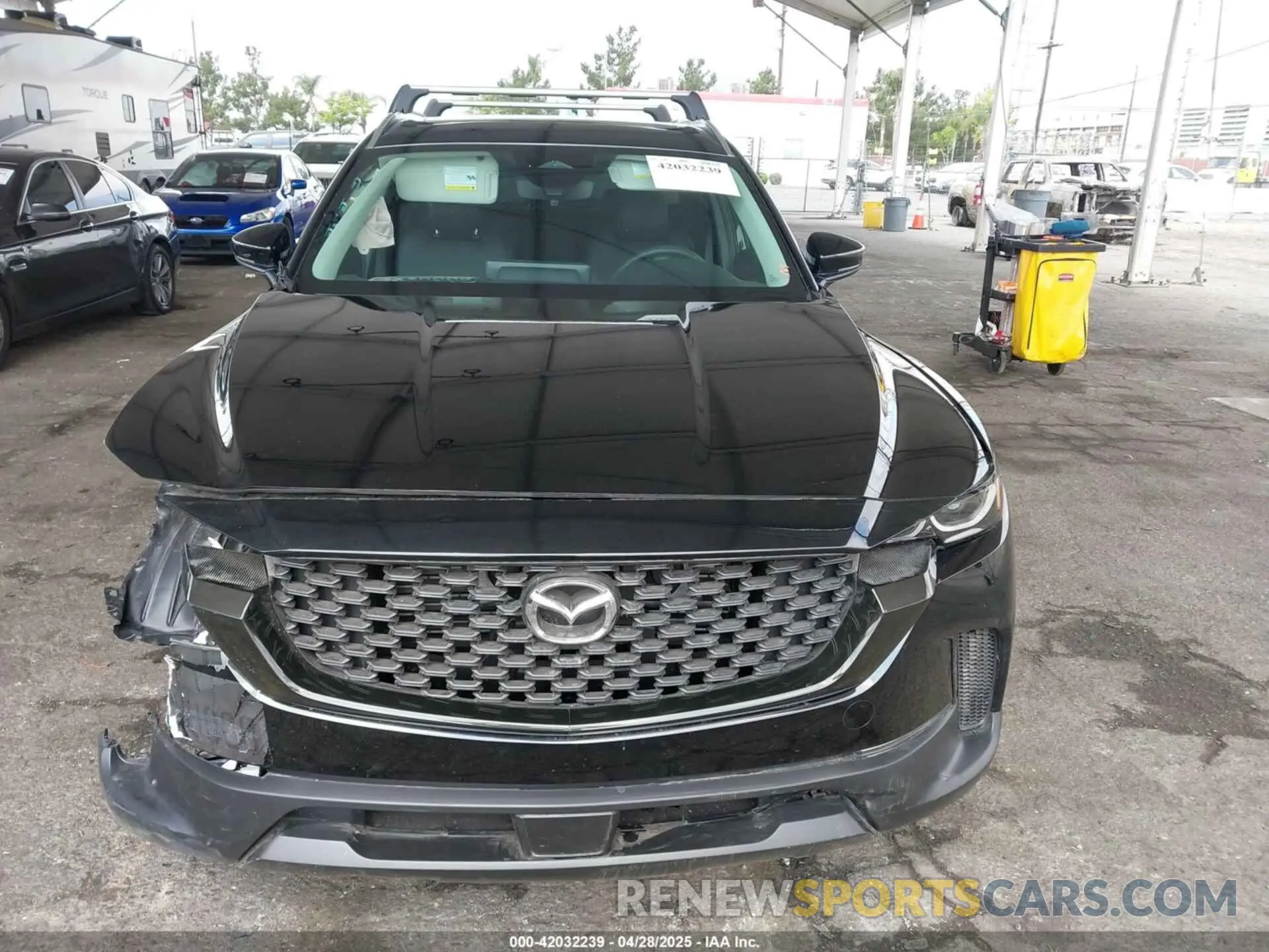 12 Photograph of a damaged car 7MMVABDM7SN316027 MAZDA CX-50 2025