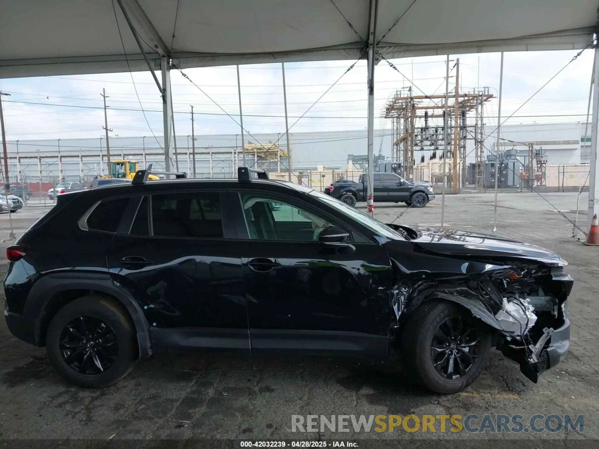 13 Photograph of a damaged car 7MMVABDM7SN316027 MAZDA CX-50 2025