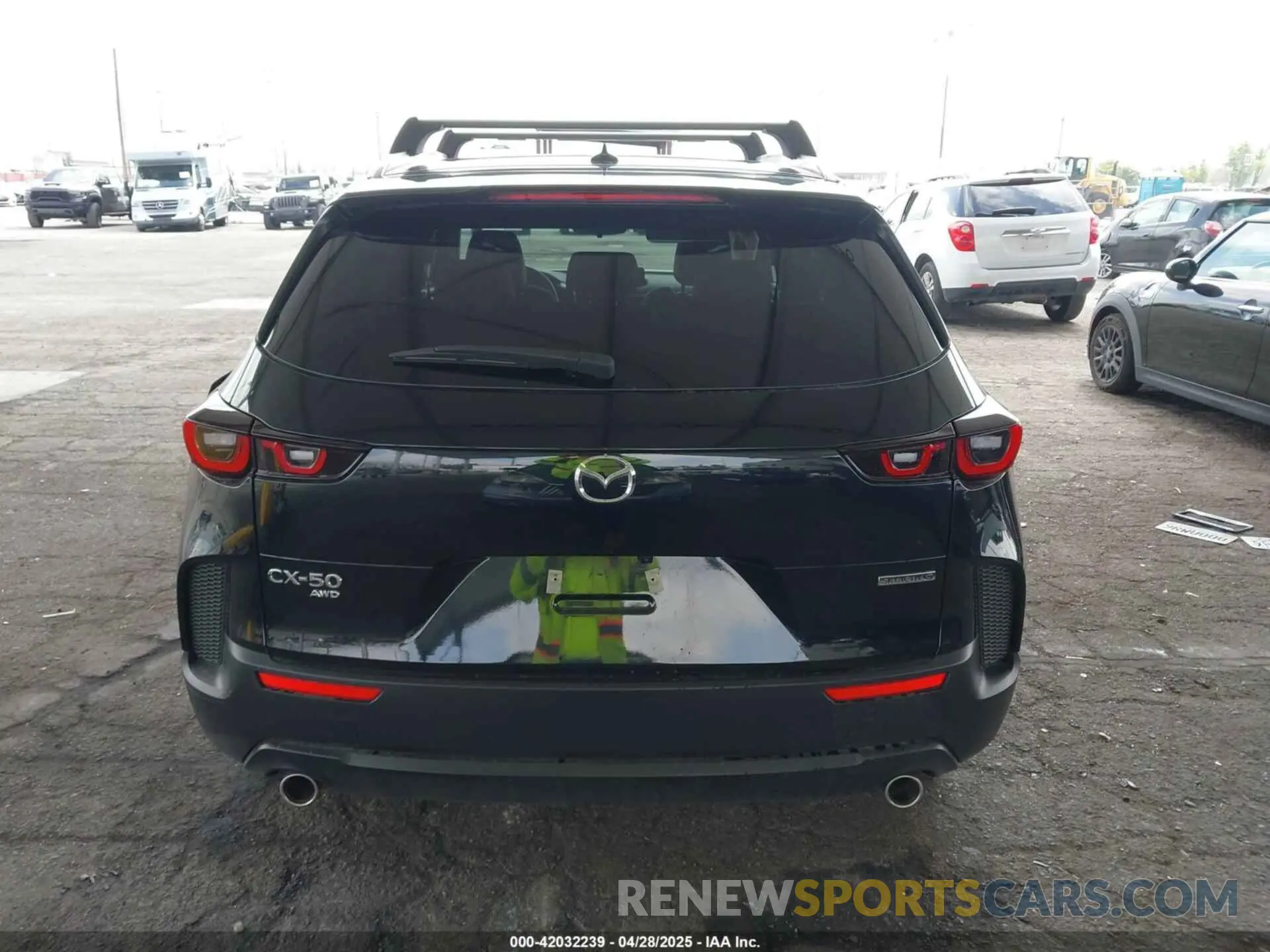 16 Photograph of a damaged car 7MMVABDM7SN316027 MAZDA CX-50 2025
