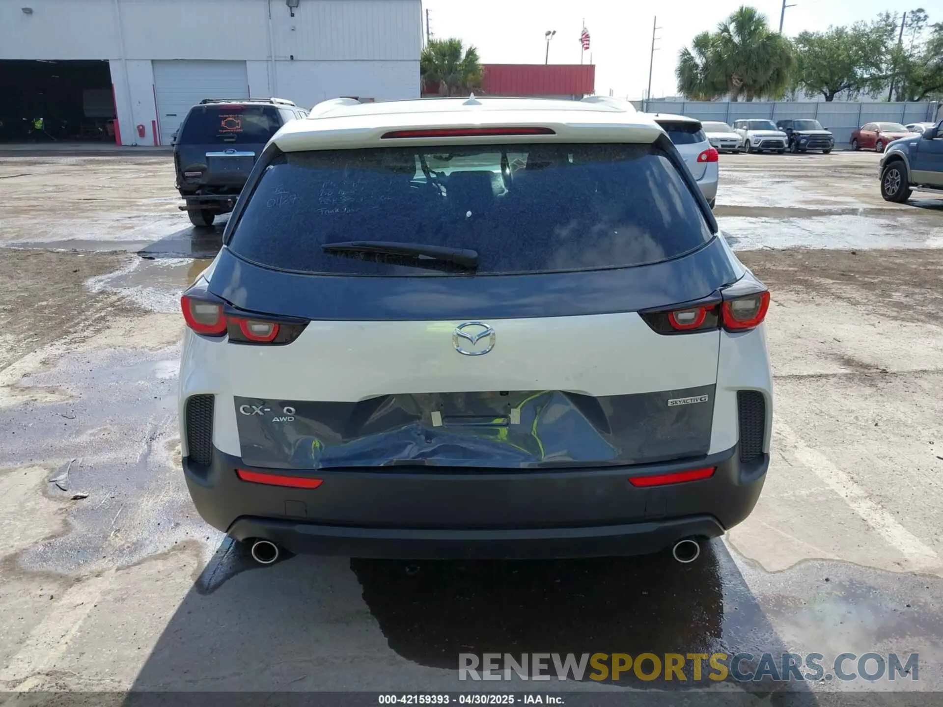 16 Photograph of a damaged car 7MMVABDM8SN335119 MAZDA CX-50 2025