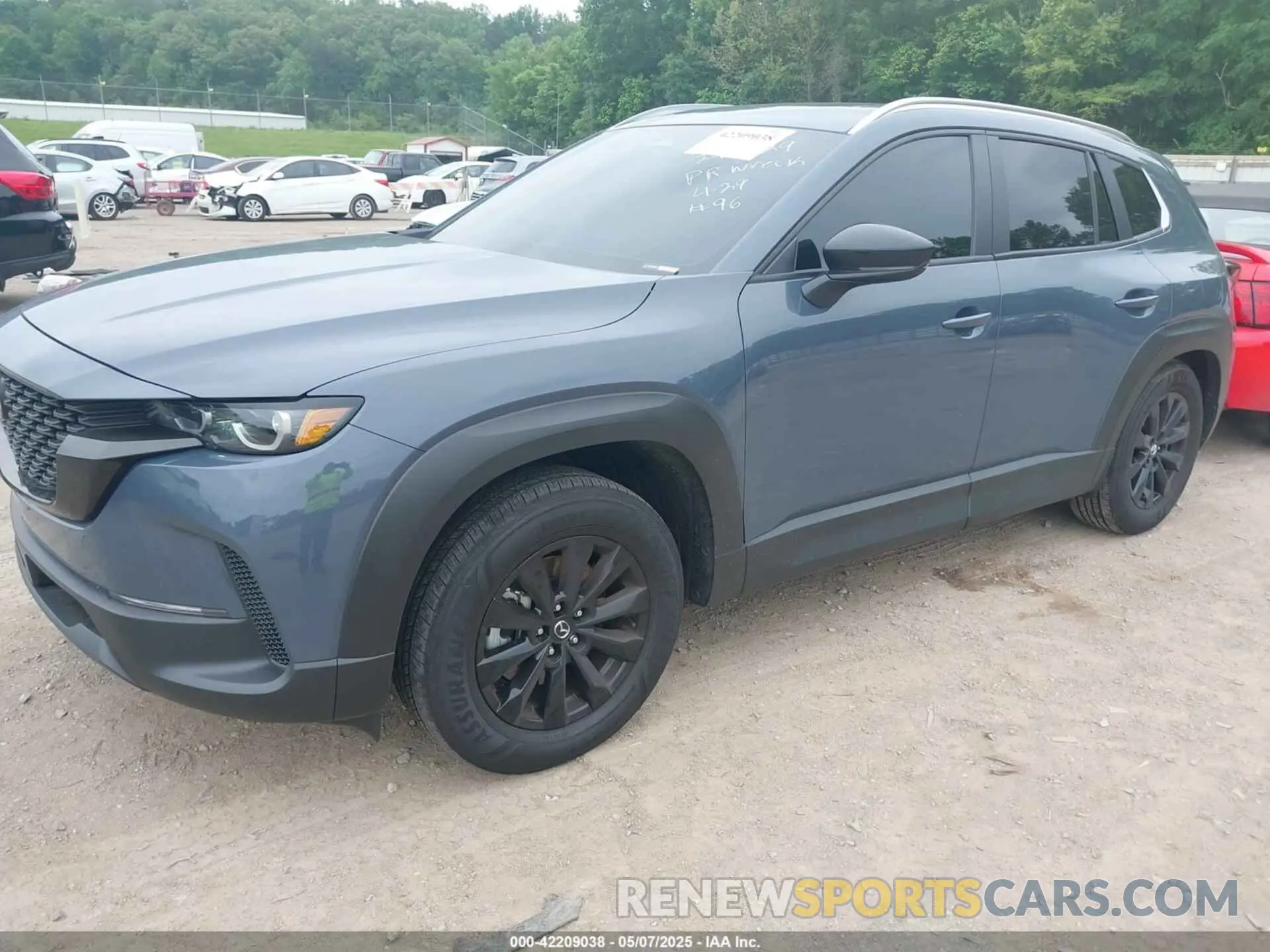 2 Photograph of a damaged car 7MMVABDMXSN316300 MAZDA CX-50 2025