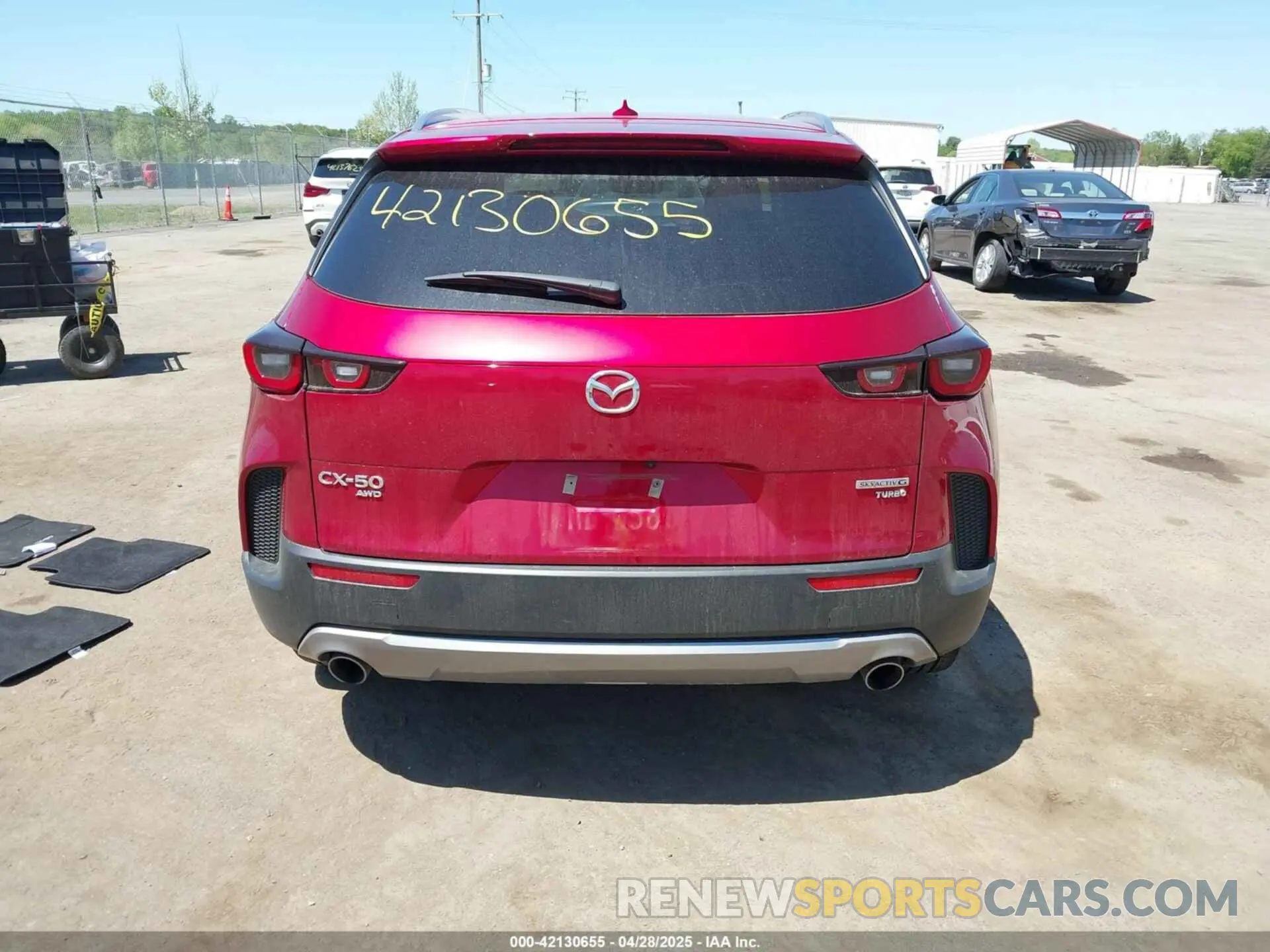 16 Photograph of a damaged car 7MMVABDY0SN336168 MAZDA CX-50 2025