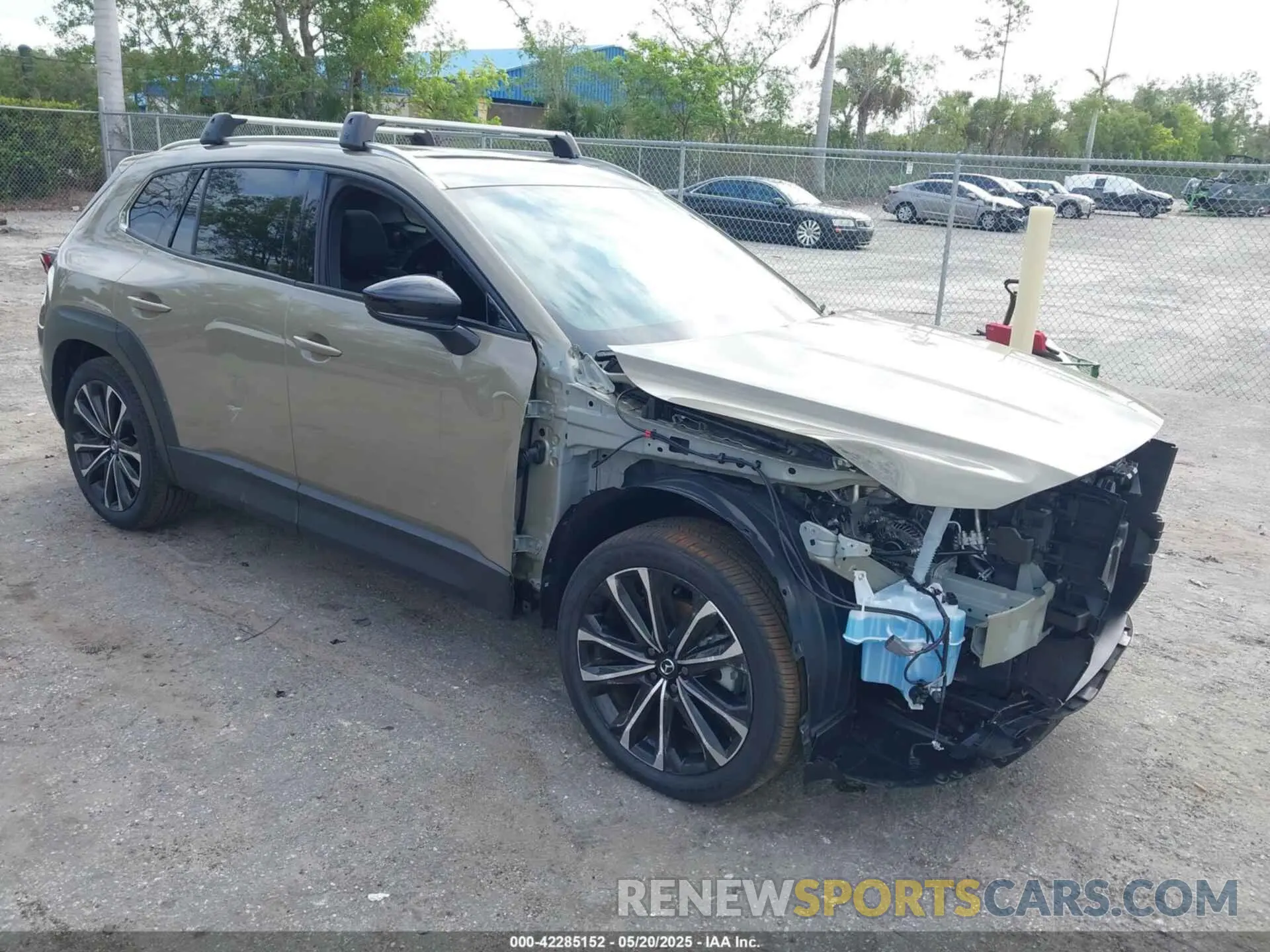 1 Photograph of a damaged car 7MMVABDY3SN325066 MAZDA CX-50 2025
