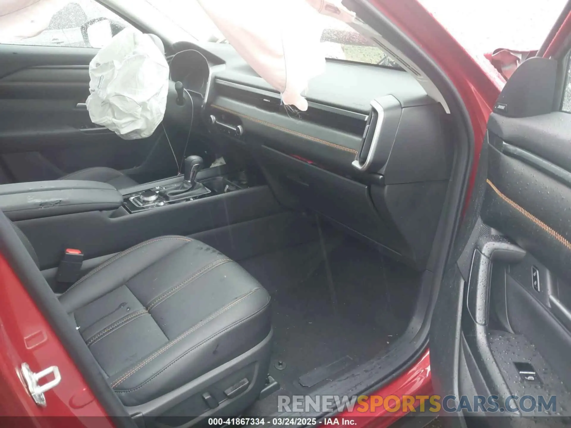 5 Photograph of a damaged car 7MMVABDY3SN329439 MAZDA CX-50 2025