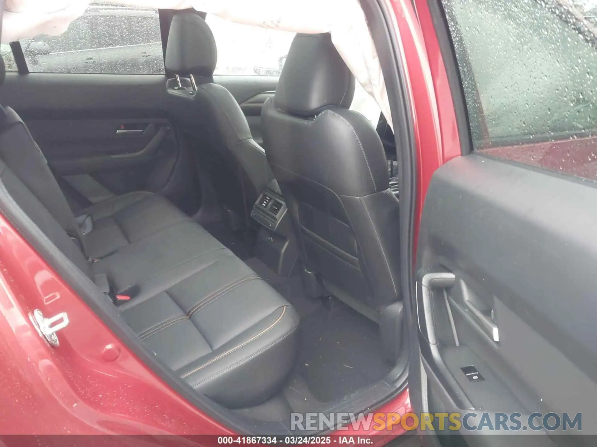 8 Photograph of a damaged car 7MMVABDY3SN329439 MAZDA CX-50 2025