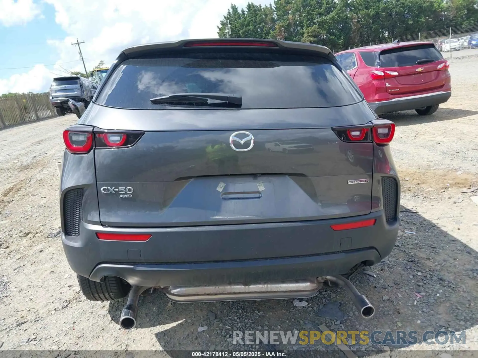 16 Photograph of a damaged car 7MMVABEM5SN318292 MAZDA CX-50 2025