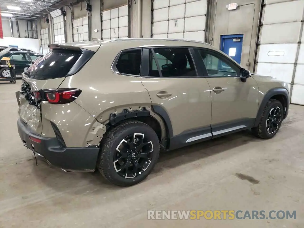 3 Photograph of a damaged car 7MMVABXY7SN309285 MAZDA CX-50 BASE 2025