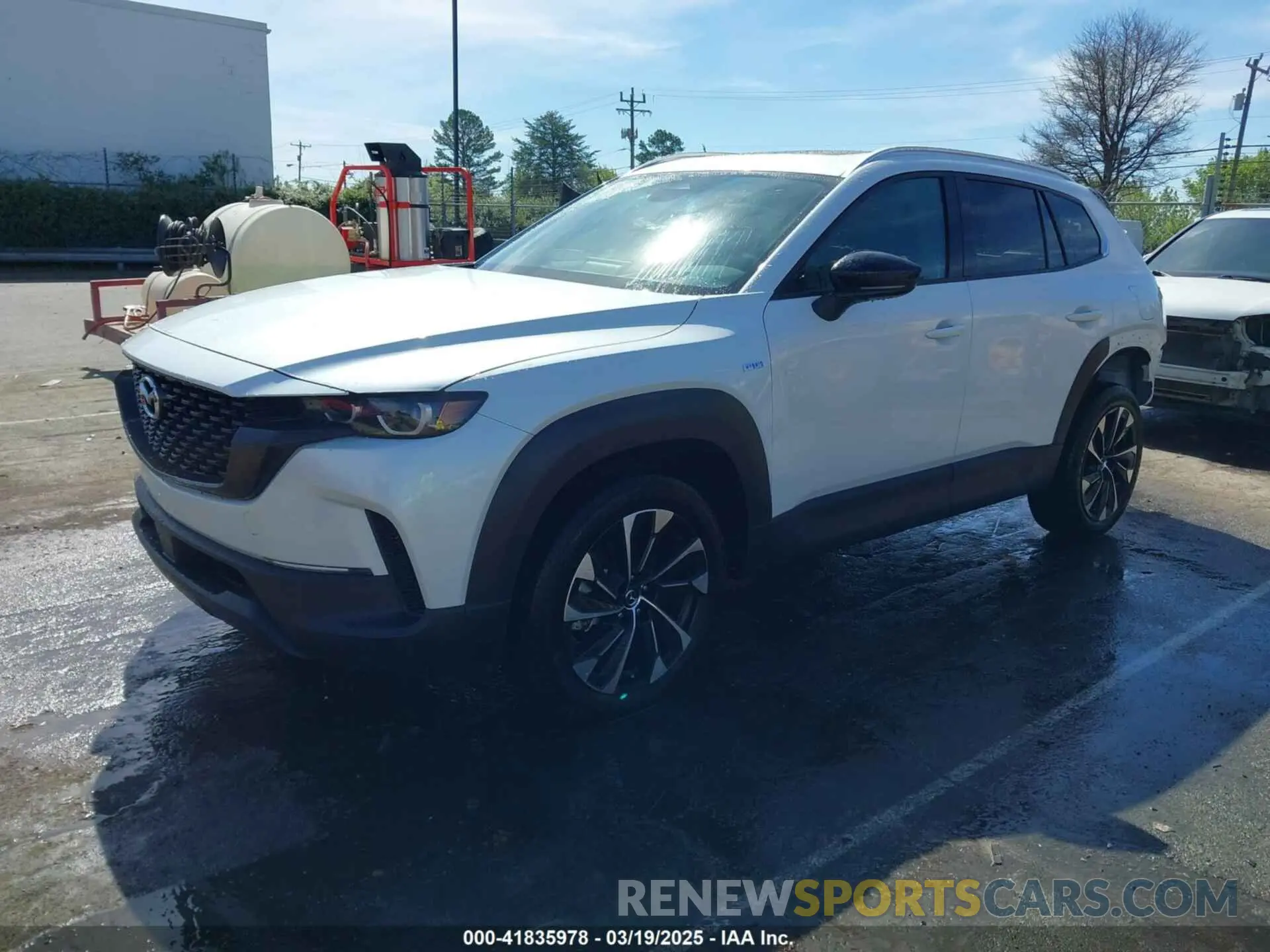 2 Photograph of a damaged car 7MMVAAEW6SN102771 MAZDA CX-50 HYBRID 2025