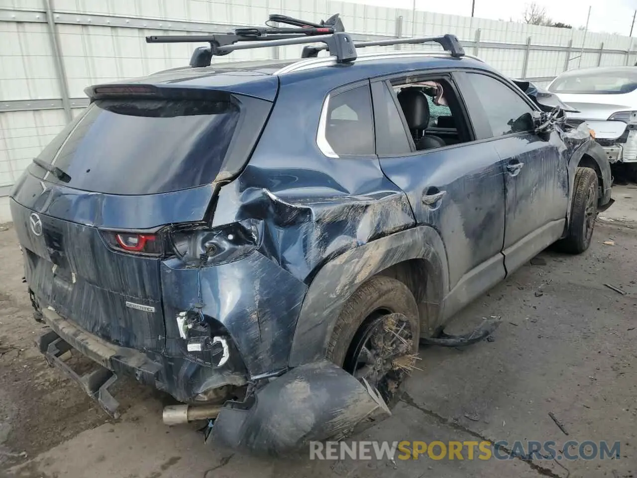 3 Photograph of a damaged car 7MMVABCM0PN148255 MAZDA CX-50 PREF 2023