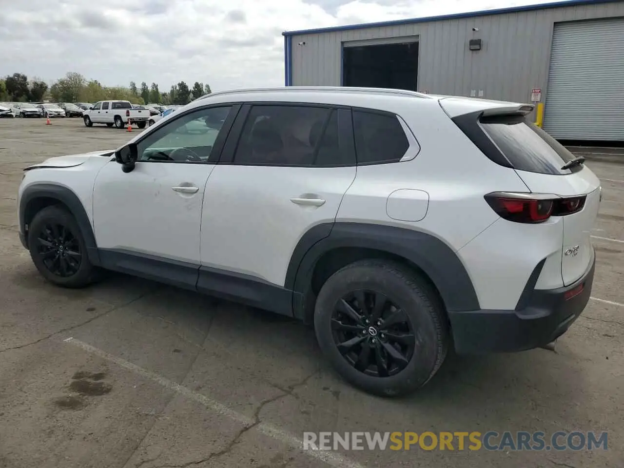 2 Photograph of a damaged car 7MMVABCM1PN147910 MAZDA CX-50 PREF 2023