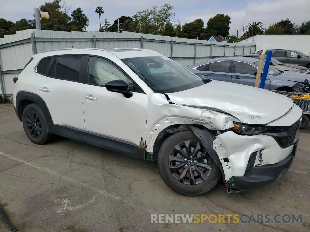 4 Photograph of a damaged car 7MMVABCM1PN147910 MAZDA CX-50 PREF 2023