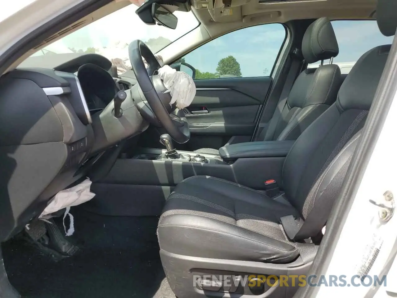 7 Photograph of a damaged car 7MMVABCM5PN110150 MAZDA CX-50 PREF 2023