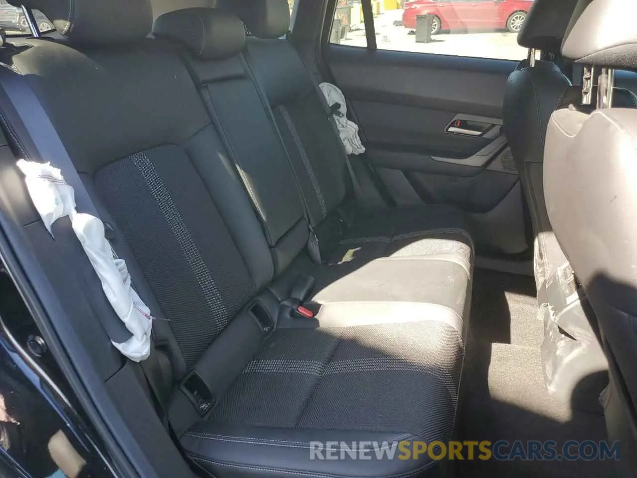 11 Photograph of a damaged car 7MMVABBM1RN163139 MAZDA CX-50 PREF 2024