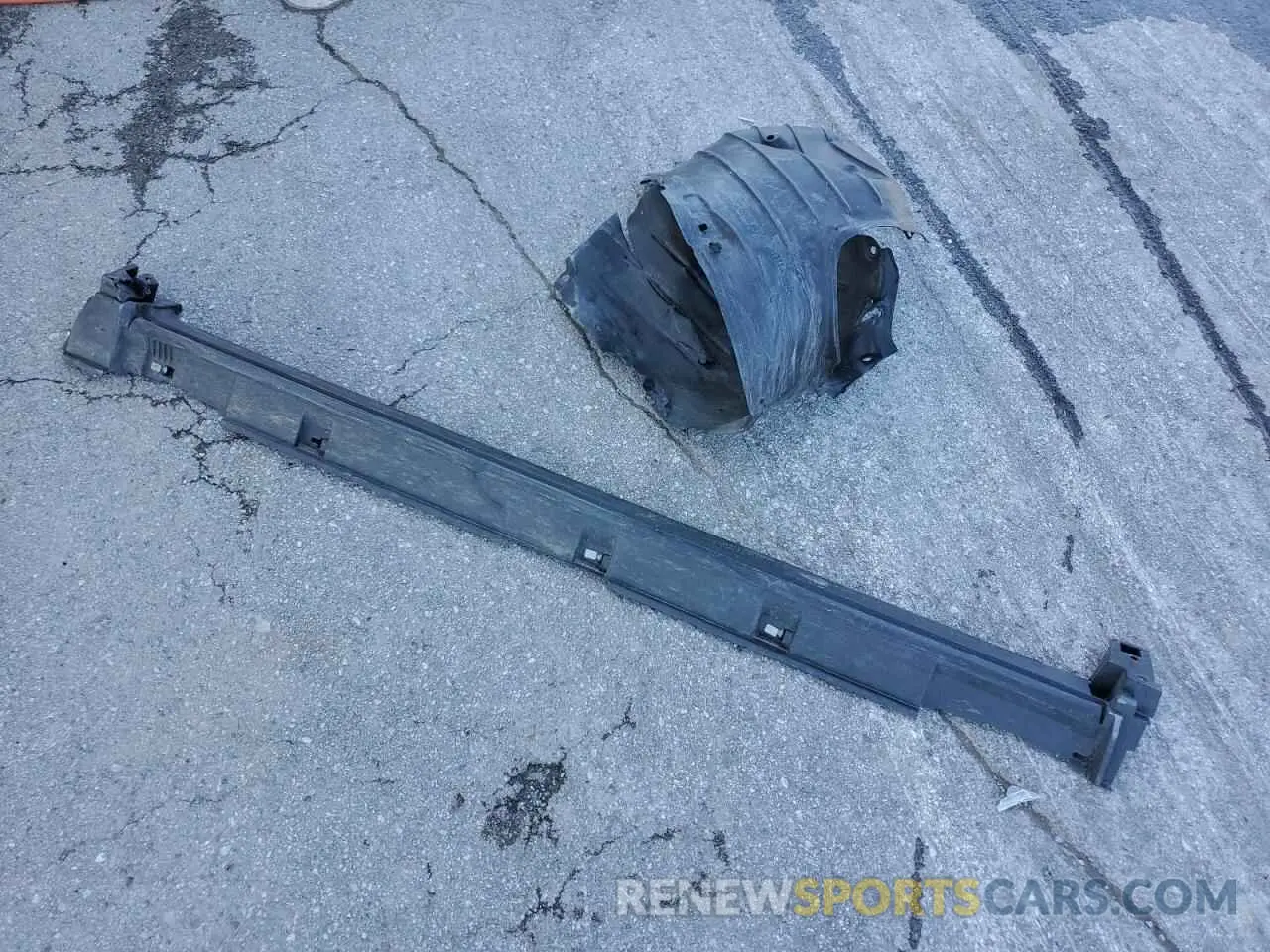 13 Photograph of a damaged car 7MMVABBM1RN163139 MAZDA CX-50 PREF 2024