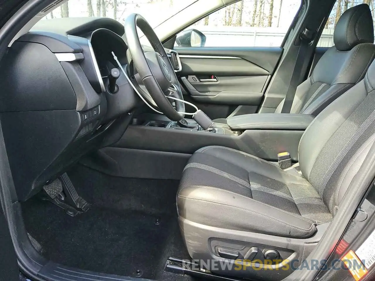7 Photograph of a damaged car 7MMVABBM1RN213229 MAZDA CX-50 PREF 2024