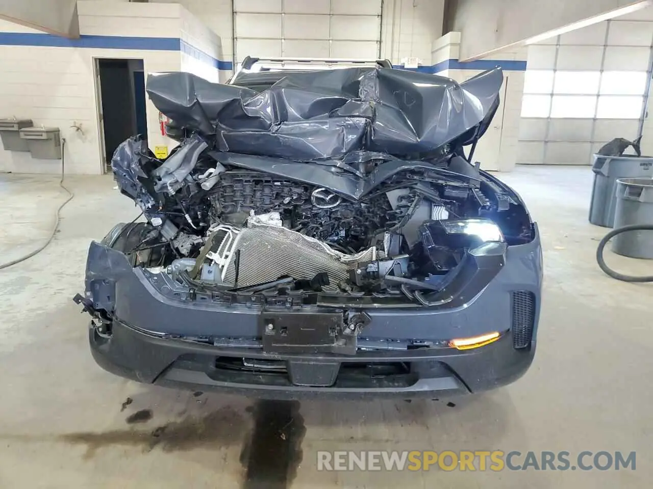 5 Photograph of a damaged car 7MMVABBM5RN195804 MAZDA CX-50 PREF 2024