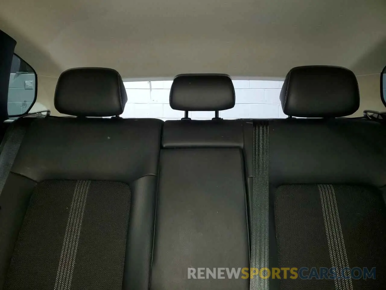 10 Photograph of a damaged car 7MMVABBM5RN225819 MAZDA CX-50 PREF 2024