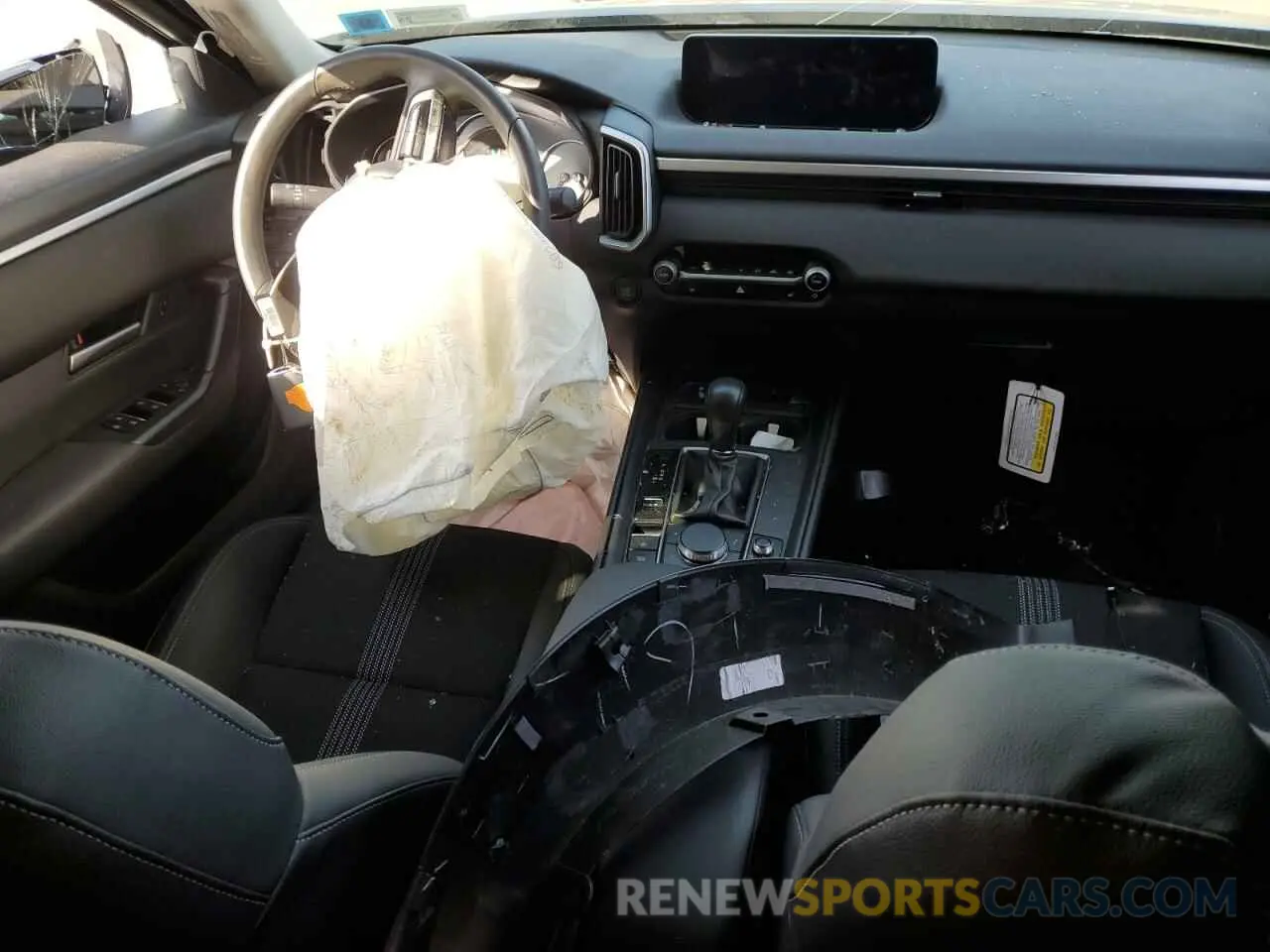 8 Photograph of a damaged car 7MMVABBM7RN224347 MAZDA CX-50 PREF 2024