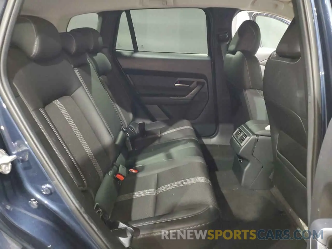 11 Photograph of a damaged car 7MMVABBMXRN181686 MAZDA CX-50 PREF 2024