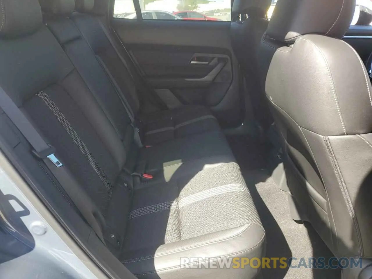 10 Photograph of a damaged car 7MMVABBMXRN204058 MAZDA CX-50 PREF 2024