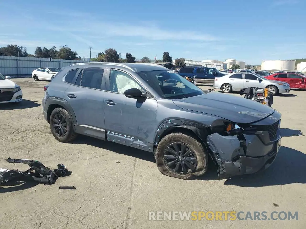 4 Photograph of a damaged car 7MMVABBMXRN204058 MAZDA CX-50 PREF 2024