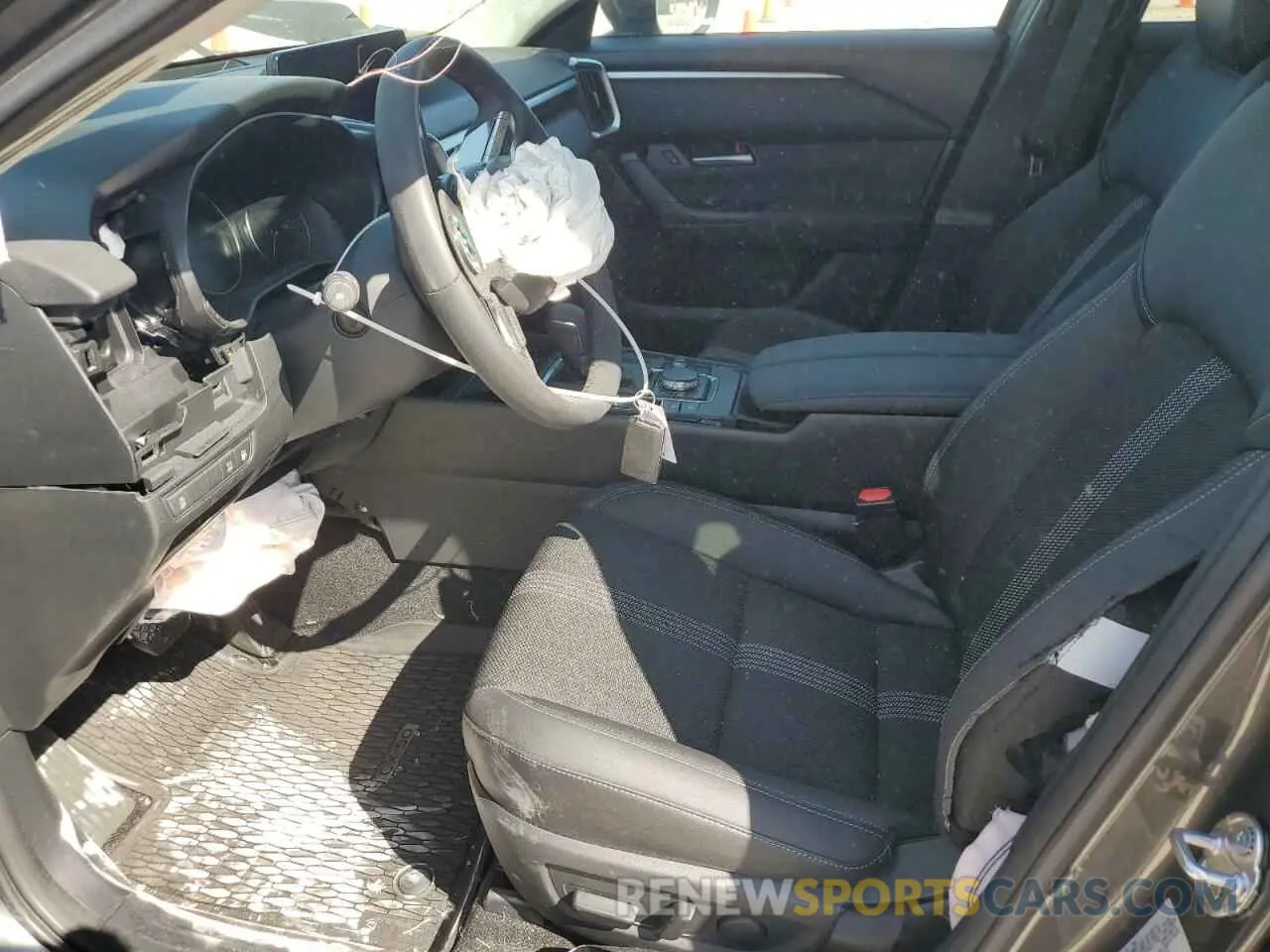 7 Photograph of a damaged car 7MMVAABW1SN112564 MAZDA CX-50 PREF 2025