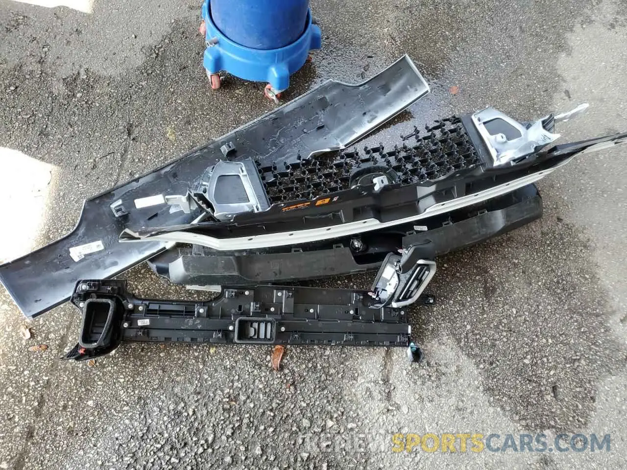 13 Photograph of a damaged car 7MMVABBM1SN345963 MAZDA CX-50 PREF 2025