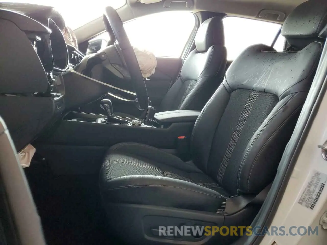 7 Photograph of a damaged car 7MMVABBM1SN345963 MAZDA CX-50 PREF 2025