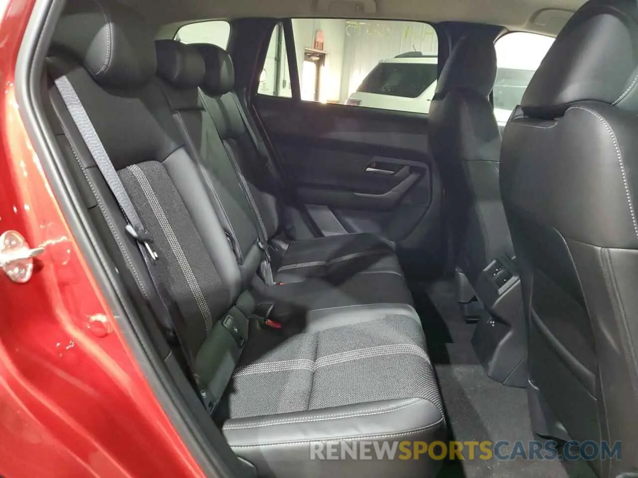 11 Photograph of a damaged car 7MMVABBM2SN309280 MAZDA CX-50 PREF 2025