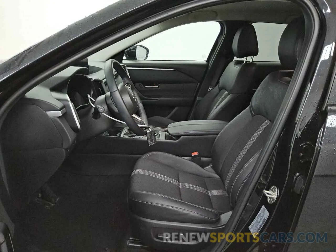 7 Photograph of a damaged car 7MMVABBM2SN310879 MAZDA CX-50 PREF 2025