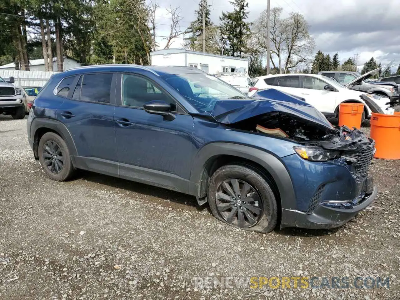 4 Photograph of a damaged car 7MMVABBM4SN321267 MAZDA CX-50 PREF 2025