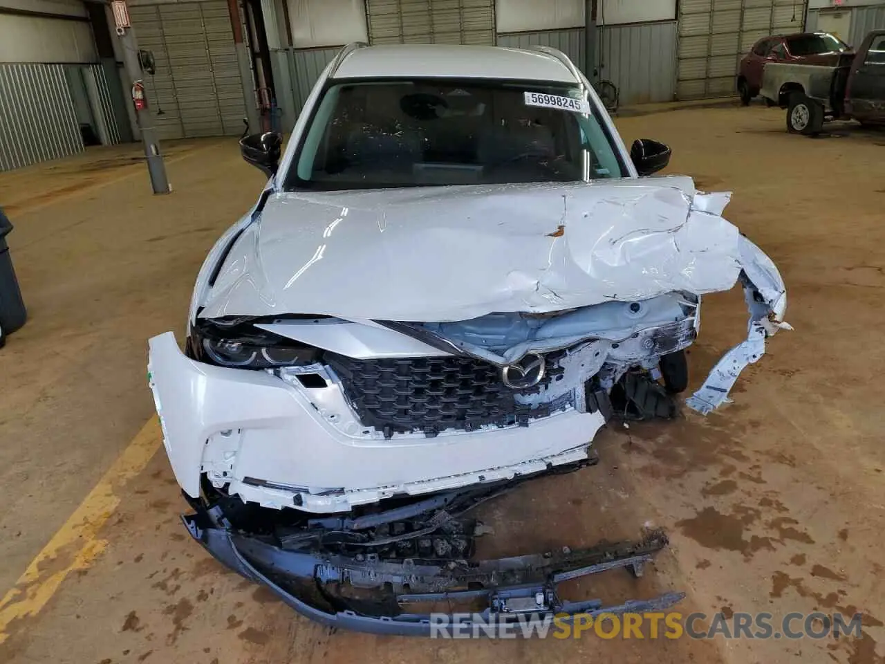 5 Photograph of a damaged car 7MMVABBM8SN318498 MAZDA CX-50 PREF 2025