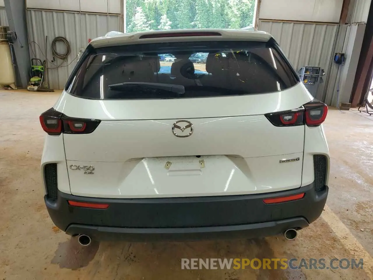 6 Photograph of a damaged car 7MMVABBM8SN318498 MAZDA CX-50 PREF 2025