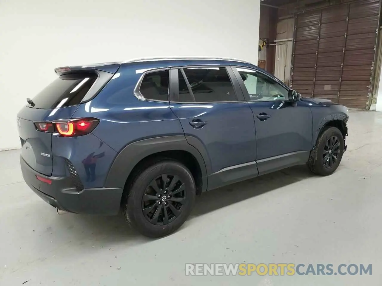 3 Photograph of a damaged car 7MMVABBM8SN341165 MAZDA CX-50 PREF 2025