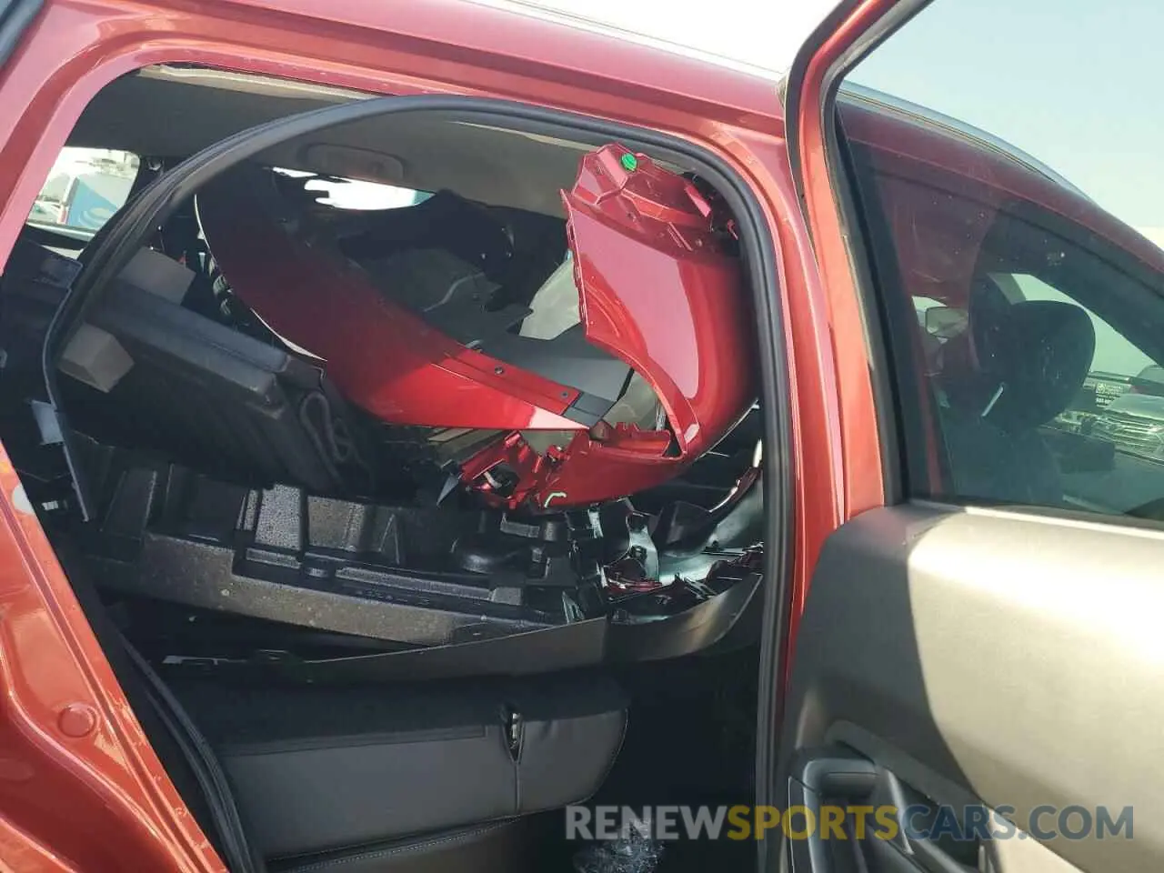 11 Photograph of a damaged car 7MMVABBM9SN326237 MAZDA CX-50 PREF 2025