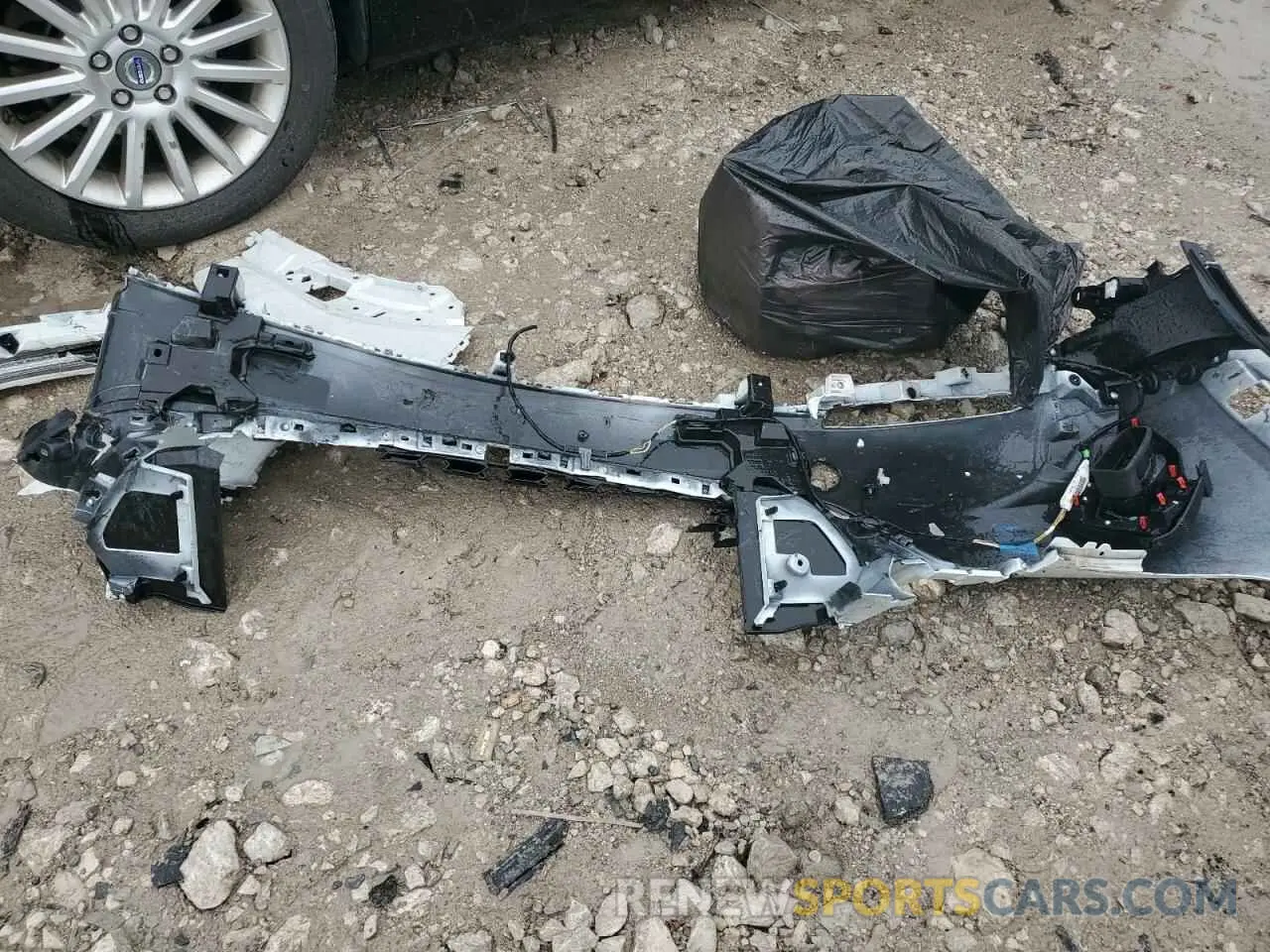 13 Photograph of a damaged car 7MMVABEM0PN133946 MAZDA CX-50 PREM 2023