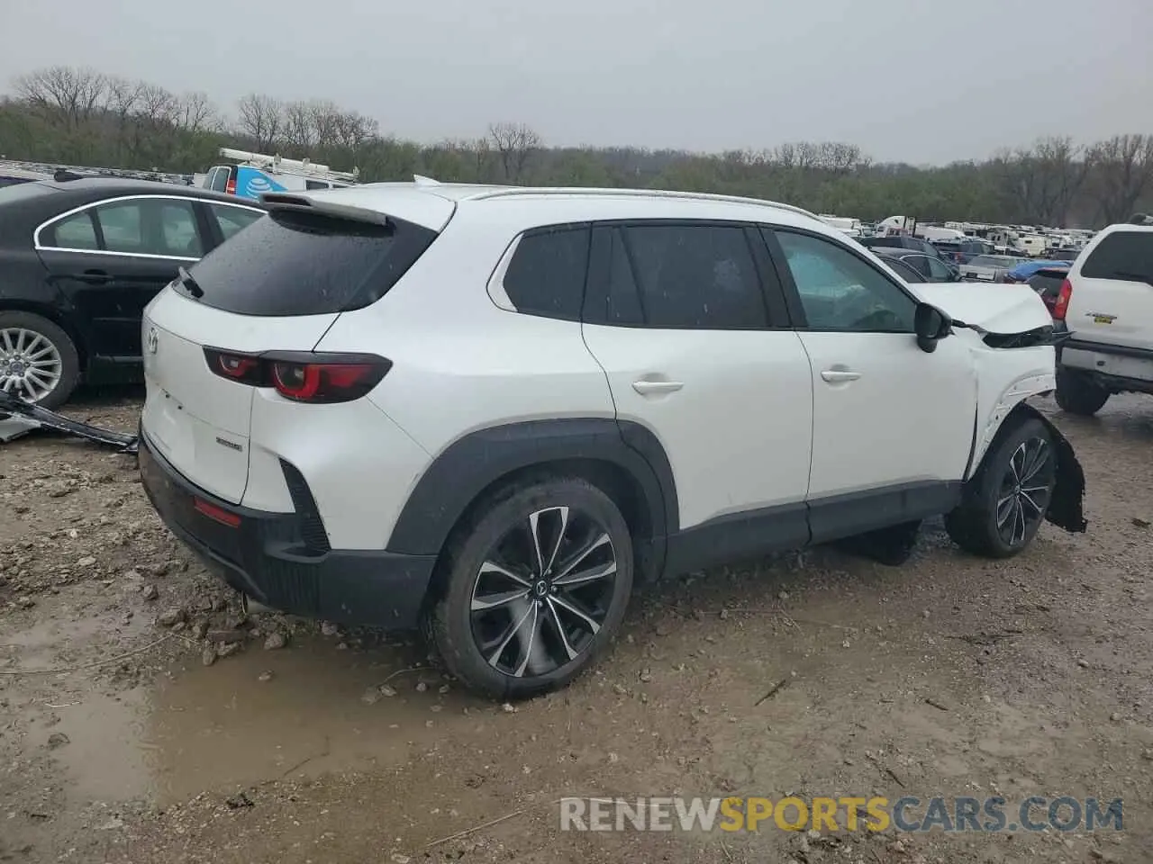 3 Photograph of a damaged car 7MMVABEM0PN133946 MAZDA CX-50 PREM 2023