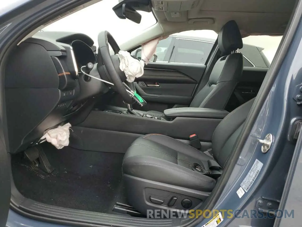 7 Photograph of a damaged car 7MMVABEM7PN101642 MAZDA CX-50 PREM 2023