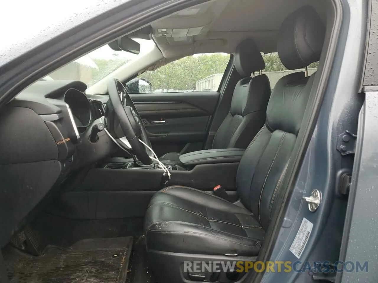 7 Photograph of a damaged car 7MMVABEMXPN101327 MAZDA CX-50 PREM 2023