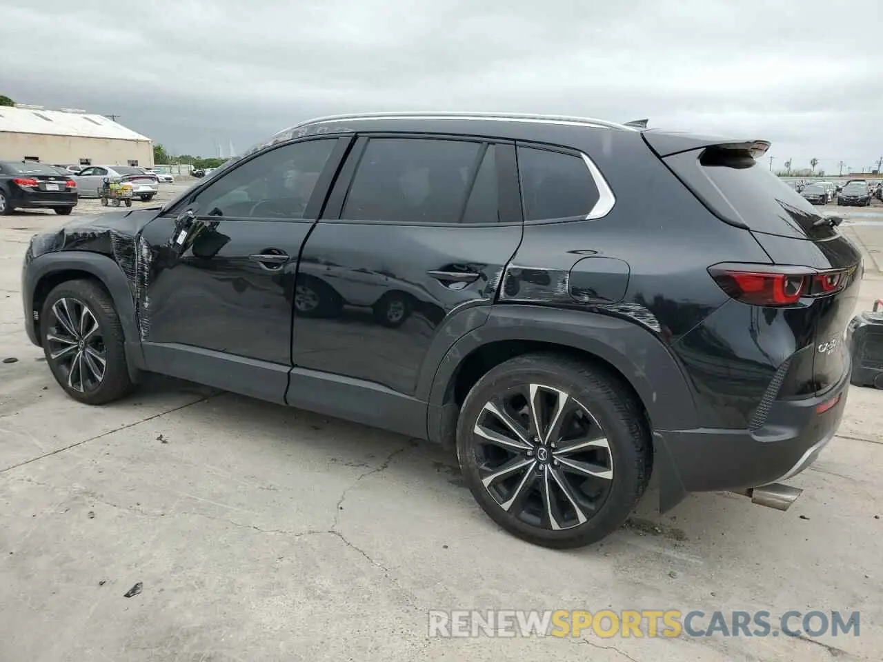 2 Photograph of a damaged car 7MMVABEY1PN118732 MAZDA CX-50 PREM 2023