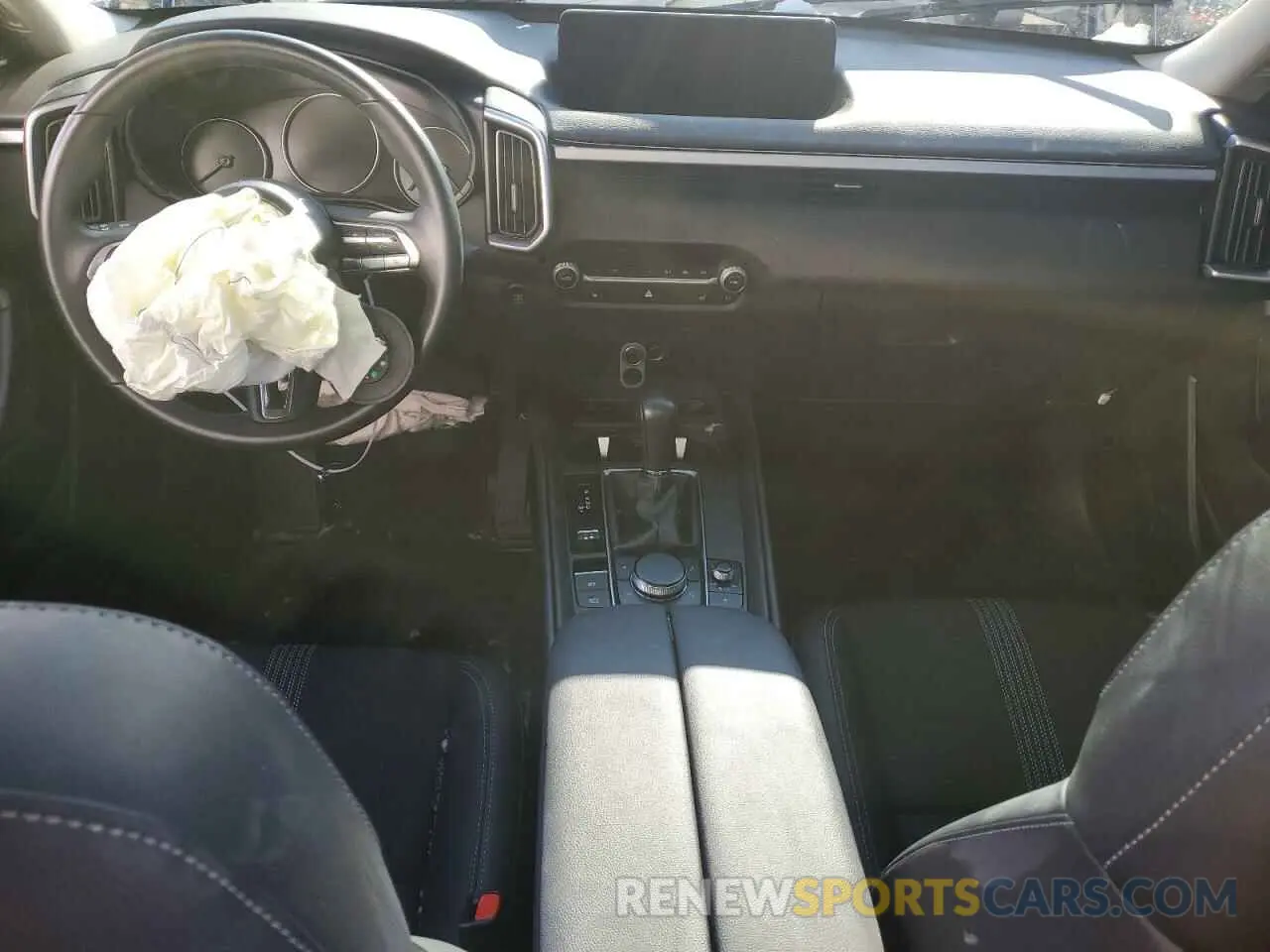 8 Photograph of a damaged car 7MMVABDMXRN195875 MAZDA CX-50 PREM 2024